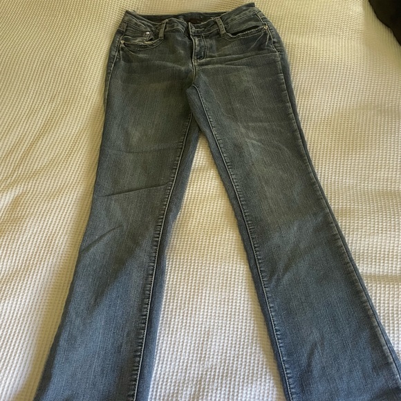 Low rise women’s y2k jeans with gems on the pockets - Picture 2 of 3